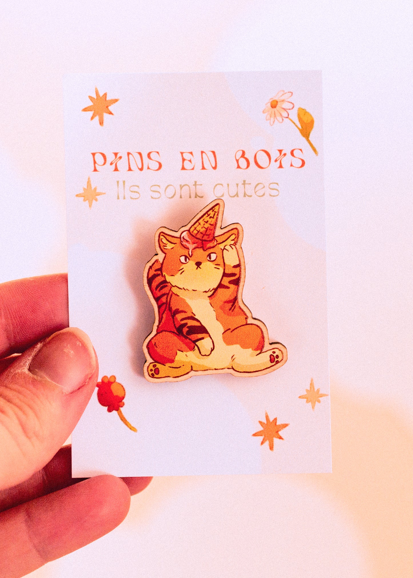 Wooden pins - The ice cream cone cat