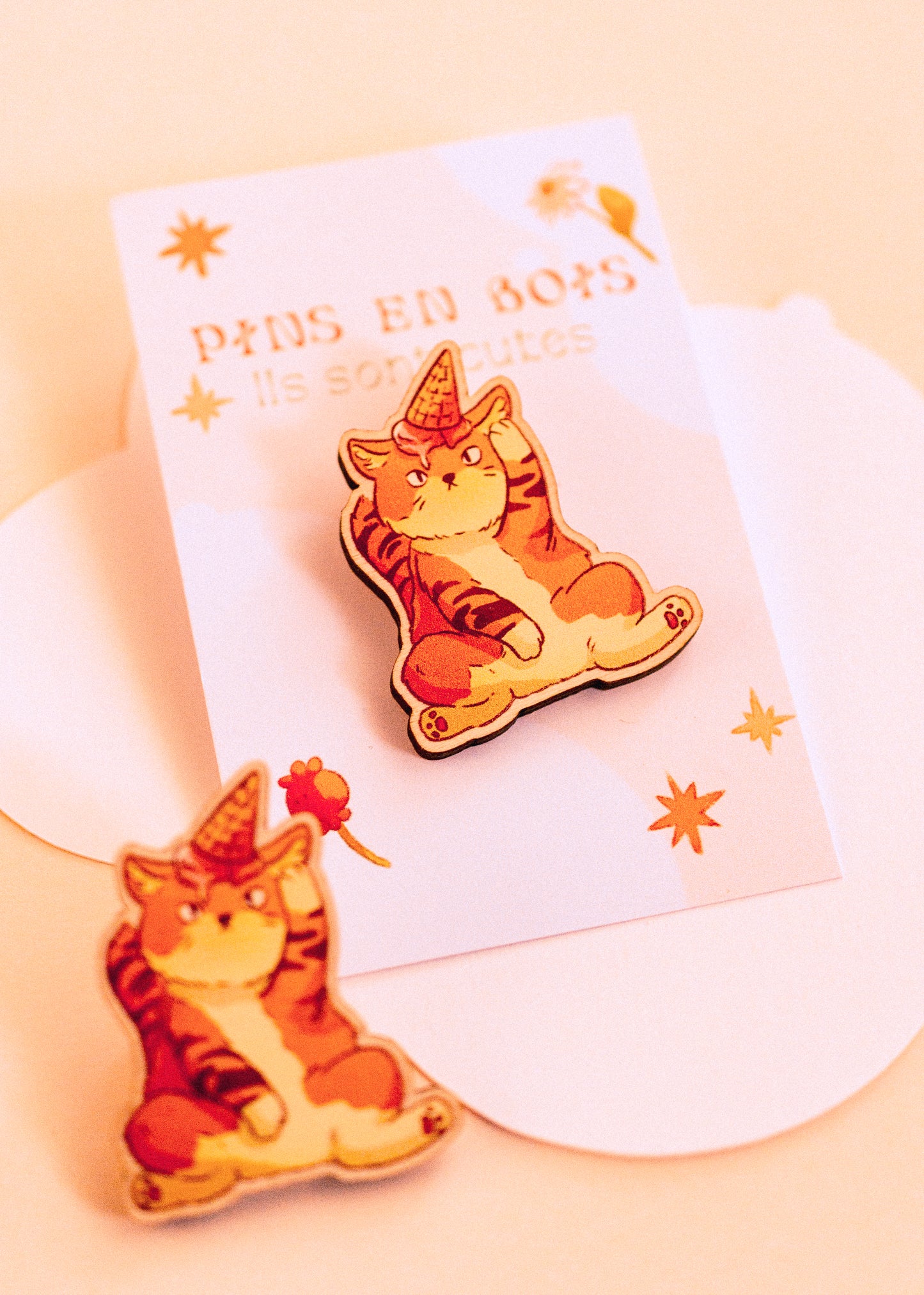 Wooden pins - The ice cream cone cat