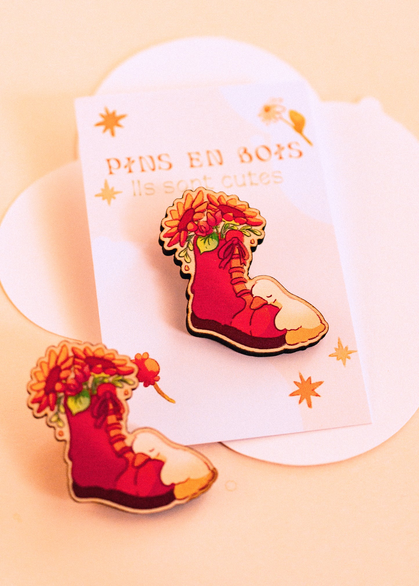 Wooden pins - Duckling on a shoe