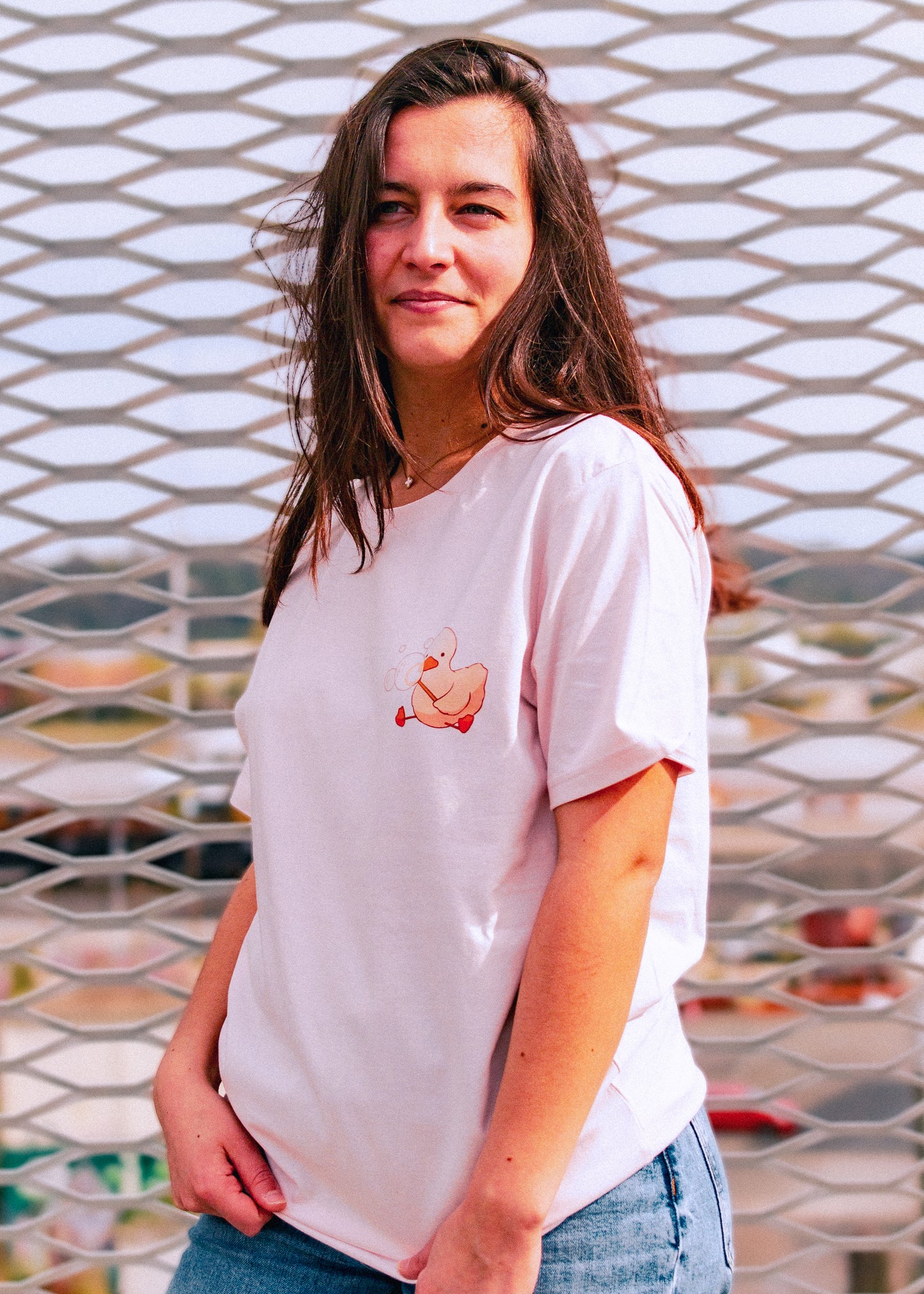 UNISEX T-shirt - Duckling and the flowered boot